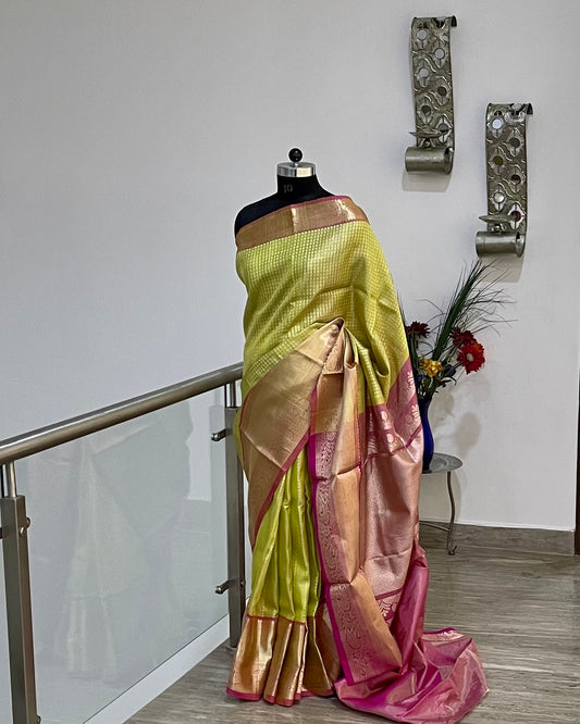 Venkatgiri Green Tissue & Pink Pure Silk Saree
